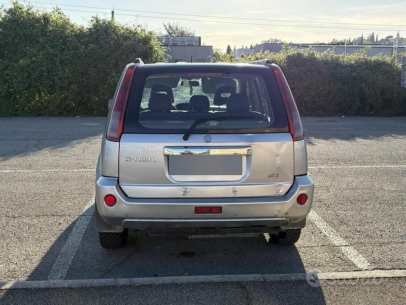 Usata Nissan X-Trail 136 CV (100 kW) 2004 Grigio SUV