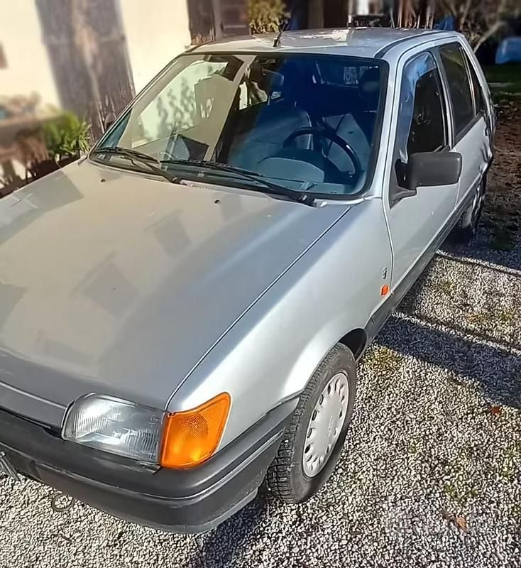 Usata Ford Fiesta 53 CV (38 kW) 1990 Utilitaria