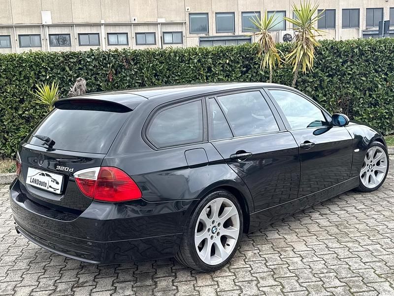 Usata BMW 320 M Sport 163 CV (119 kW) 2006 Nero Station wagon