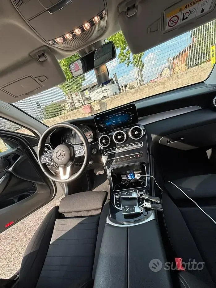 Usata Mercedes GLC220 Premium Plus 194 CV (142 kW) 2019 Bianco SUV