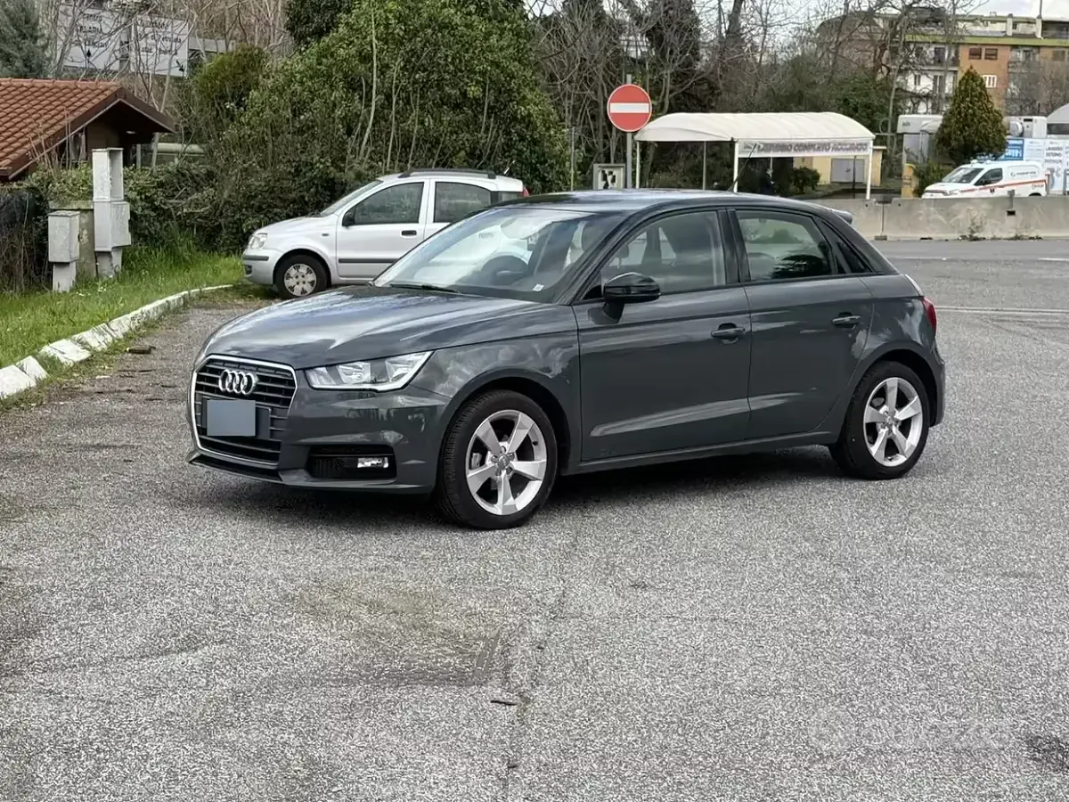 Usata Audi A1 95 CV (69 kW) 2018 Grigio Utilitaria