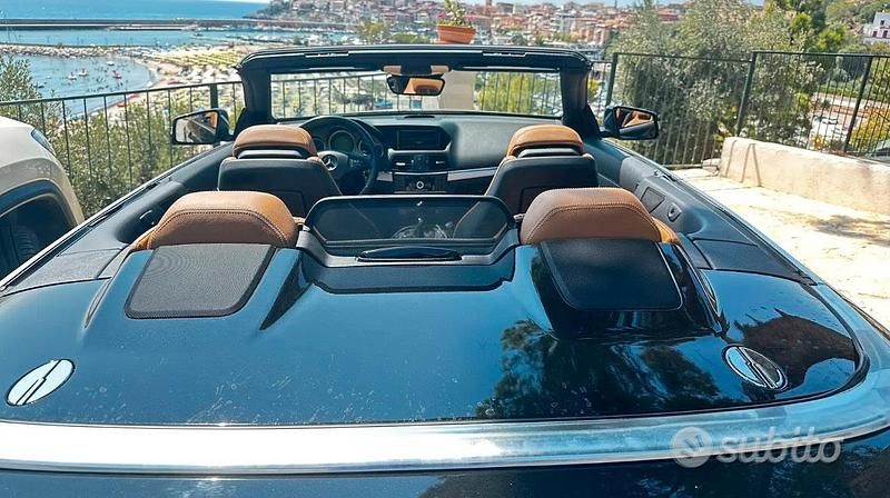 Usata Mercedes E250 2011 Nero Cabrio
