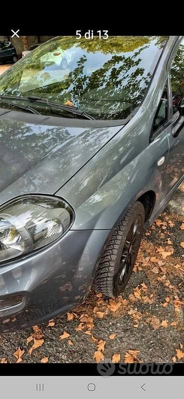 Usata Fiat Grande Punto 65 CV (47 kW) 2012 Grigio Utilitaria