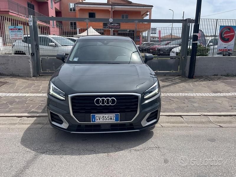 Usata Audi Q2 Admired 116 CV (85 kW) 2019 Grigio SUV