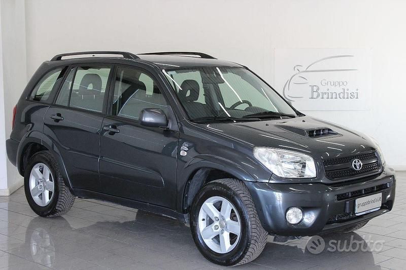 Usata Toyota RAV4 Sol 116 CV (85 kW) 2005 Grigio scuro SUV