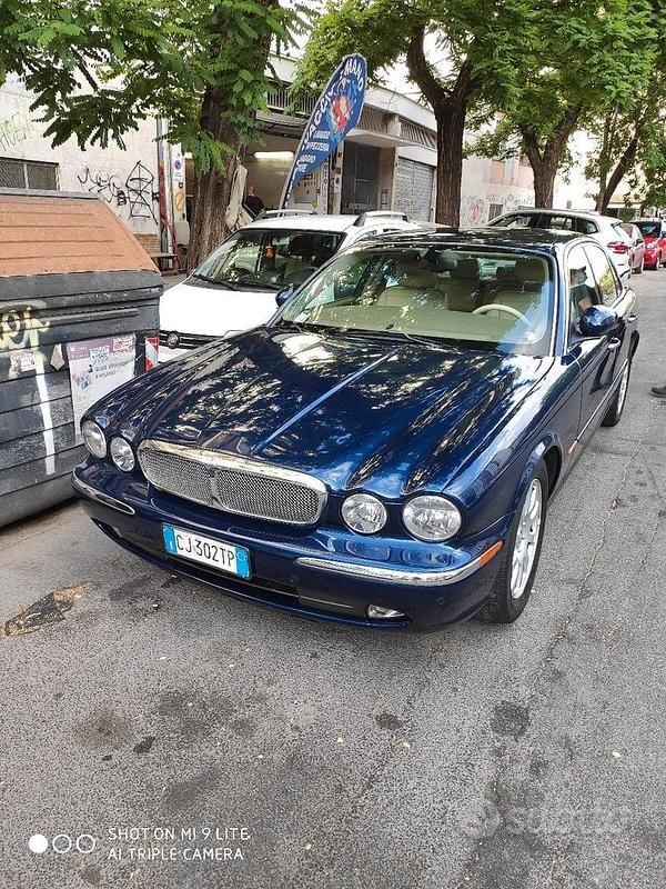 Usata Jaguar XJ 2003 Blu Berlina