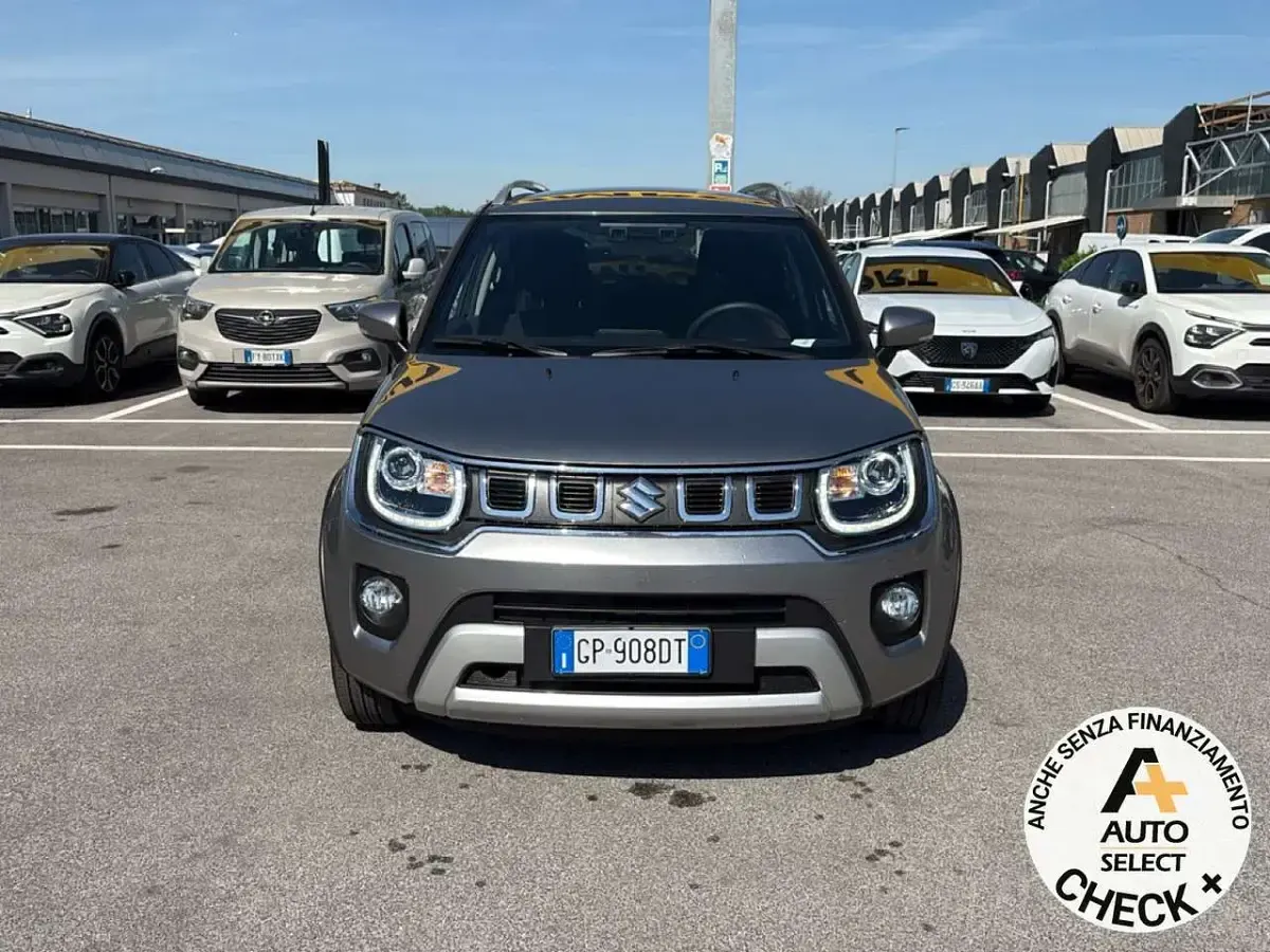 Usata Suzuki Ignis 83 CV (61 kW) 2023 Grigio SUV