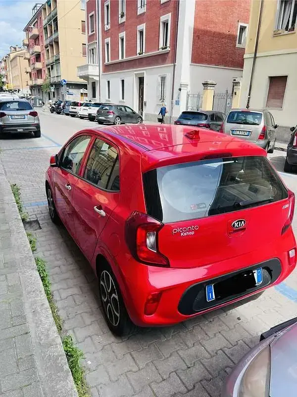 Usata Kia Picanto 65 CV (47 kW) 2018 Utilitaria