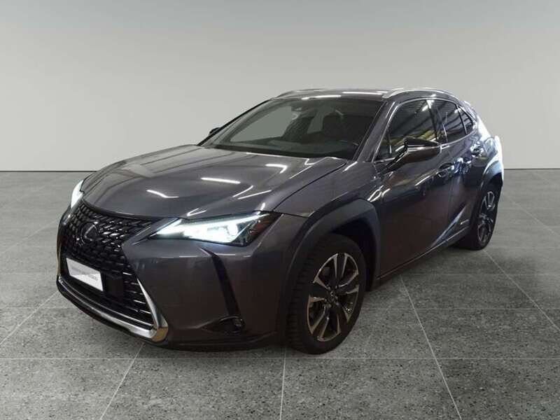 Grigio scuro Usata 2020 Lexus UX 250h Executive Line SUV | 23.200 € (Buon prezzo) - Immagine 1/3