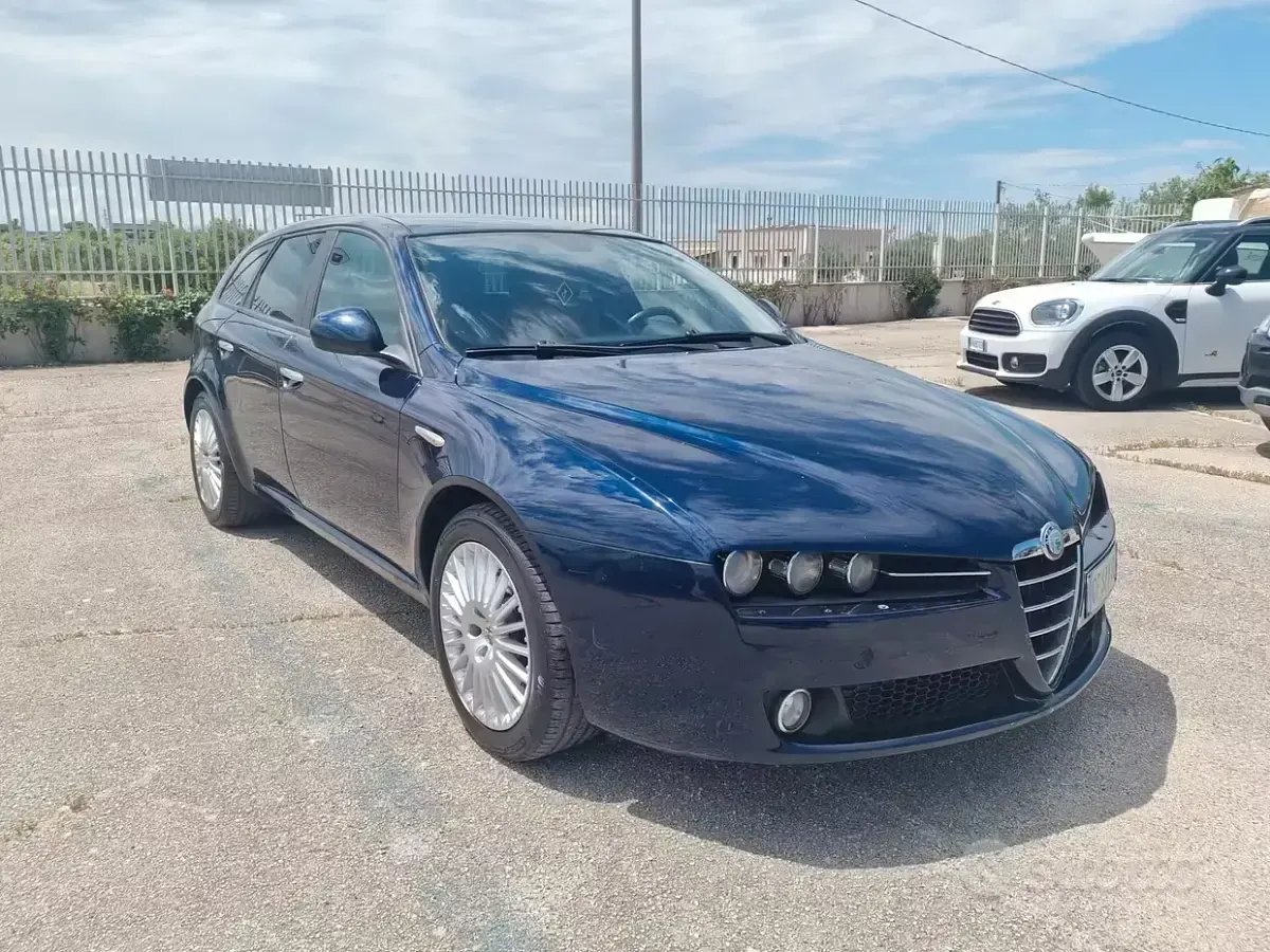 Usata Alfa Romeo 159 Exclusive 150 CV (110 kW) 2007 Blu Station wagon