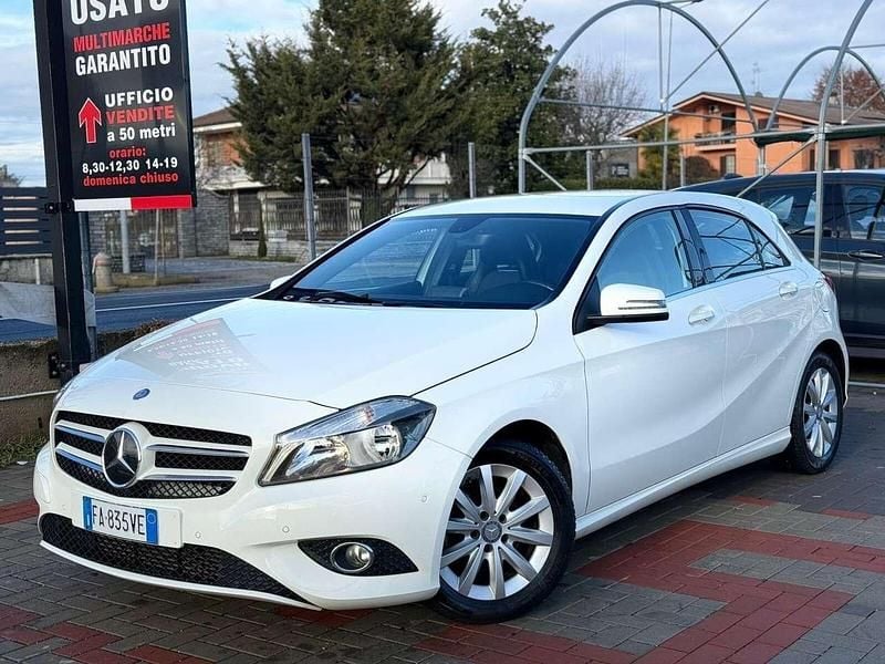 Usata Mercedes A180 109 CV (80 kW) 2014 Bianco Berlina
