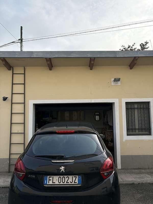 Usata Peugeot 208 Allure 82 CV (60 kW) 2017 Utilitaria