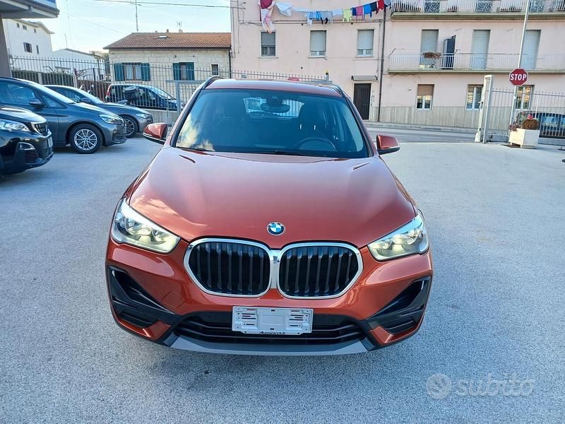 Usata BMW X1 Advantage 116 CV (85 kW) 2020 Arancione SUV