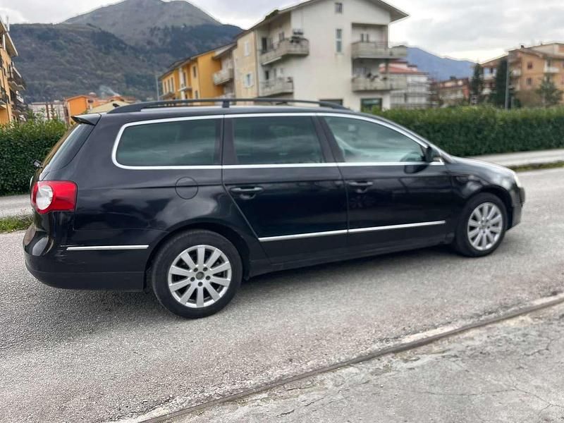 Usata VW Passat Business 140 CV (102 kW) 2008 Nero Station wagon
