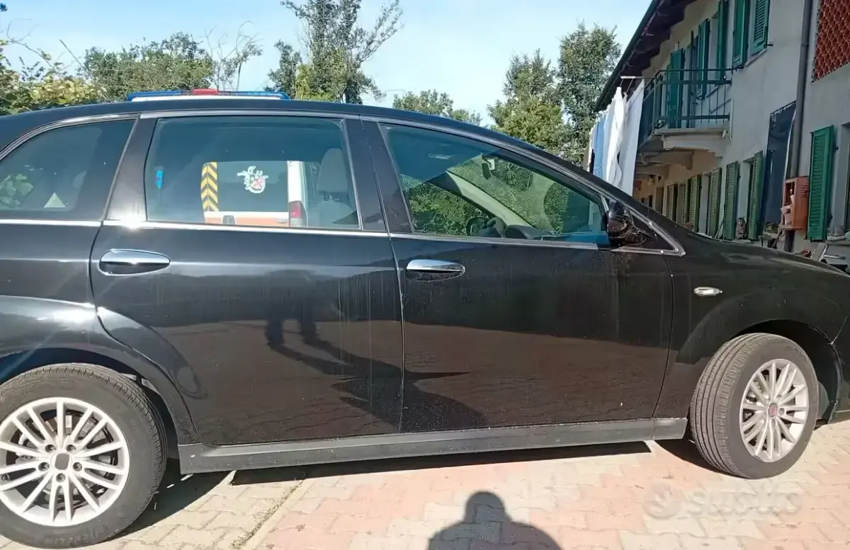 Usata Fiat Croma 120 CV (88 kW) 2009 Nero Station wagon