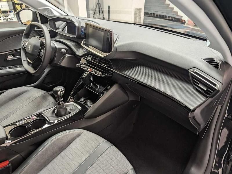 Brugt Peugeot 208 Allure 100 HK (73 kW) 2023 Sort Hatchback