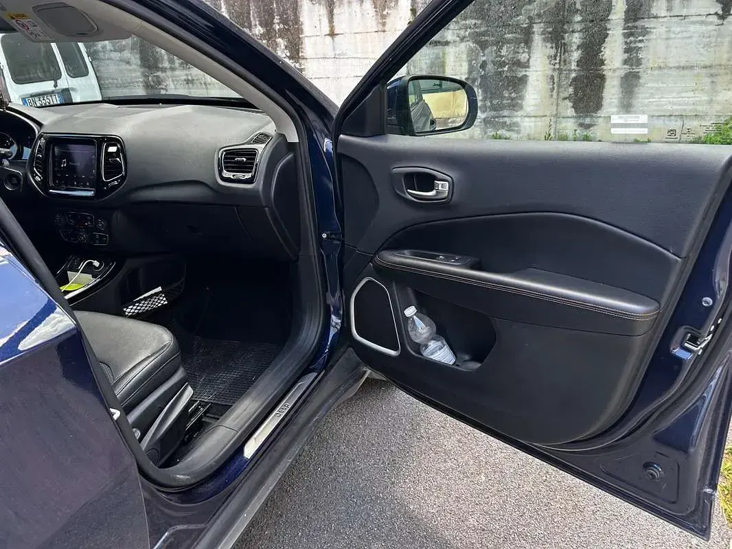 Usata Jeep Compass Limited 120 CV (88 kW) 2020 Bluazzurro SUV