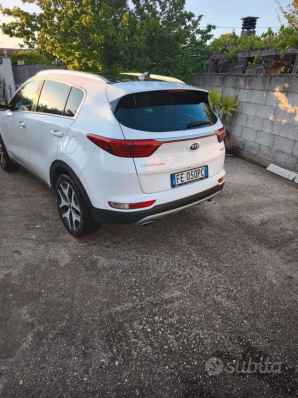Usata Kia Sportage GT-Line 185 CV (136 kW) 2016 Bianco SUV