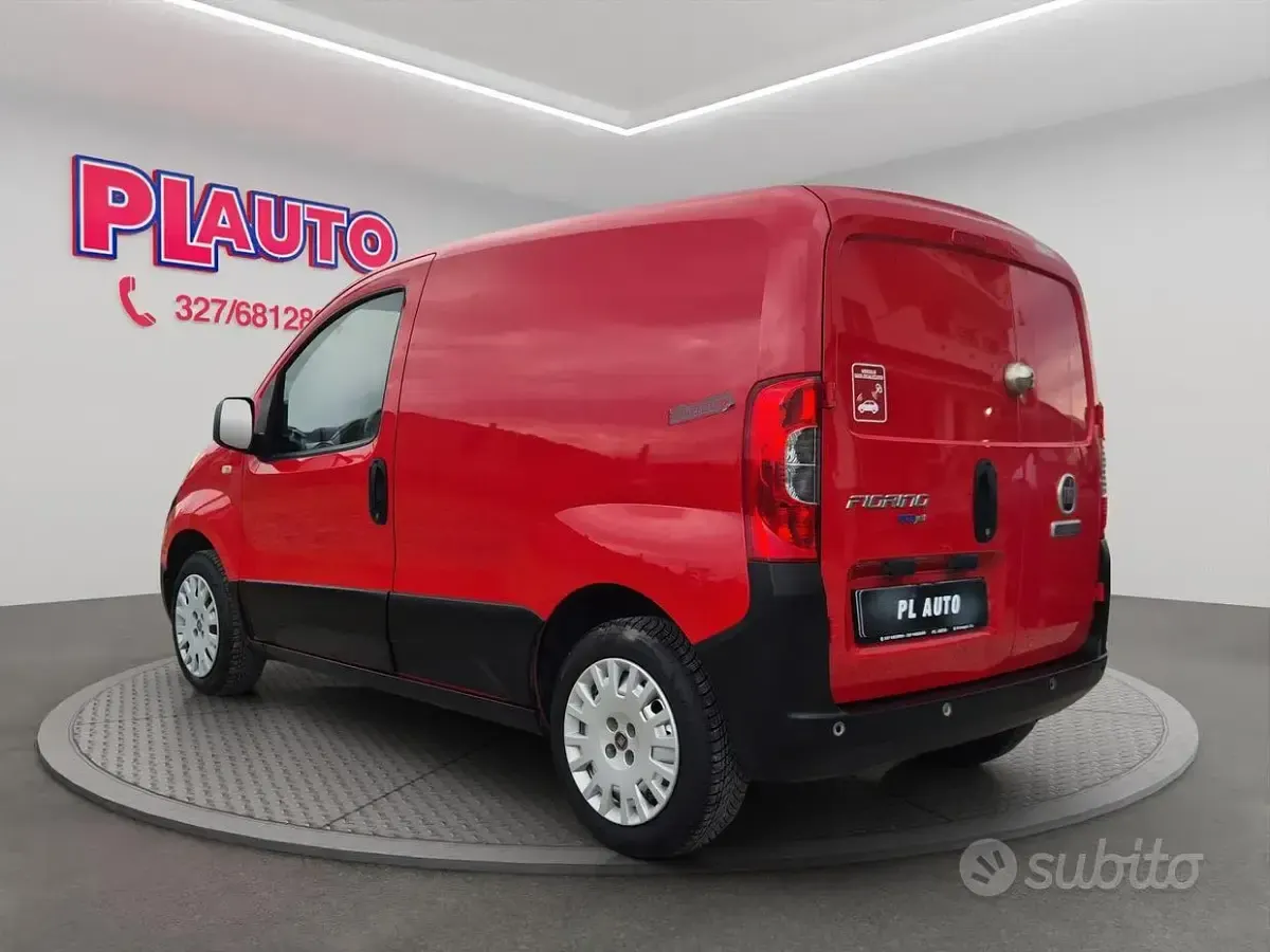 Usata Fiat Fiorino 80 CV (58 kW) 2016 Rosso Monovolume
