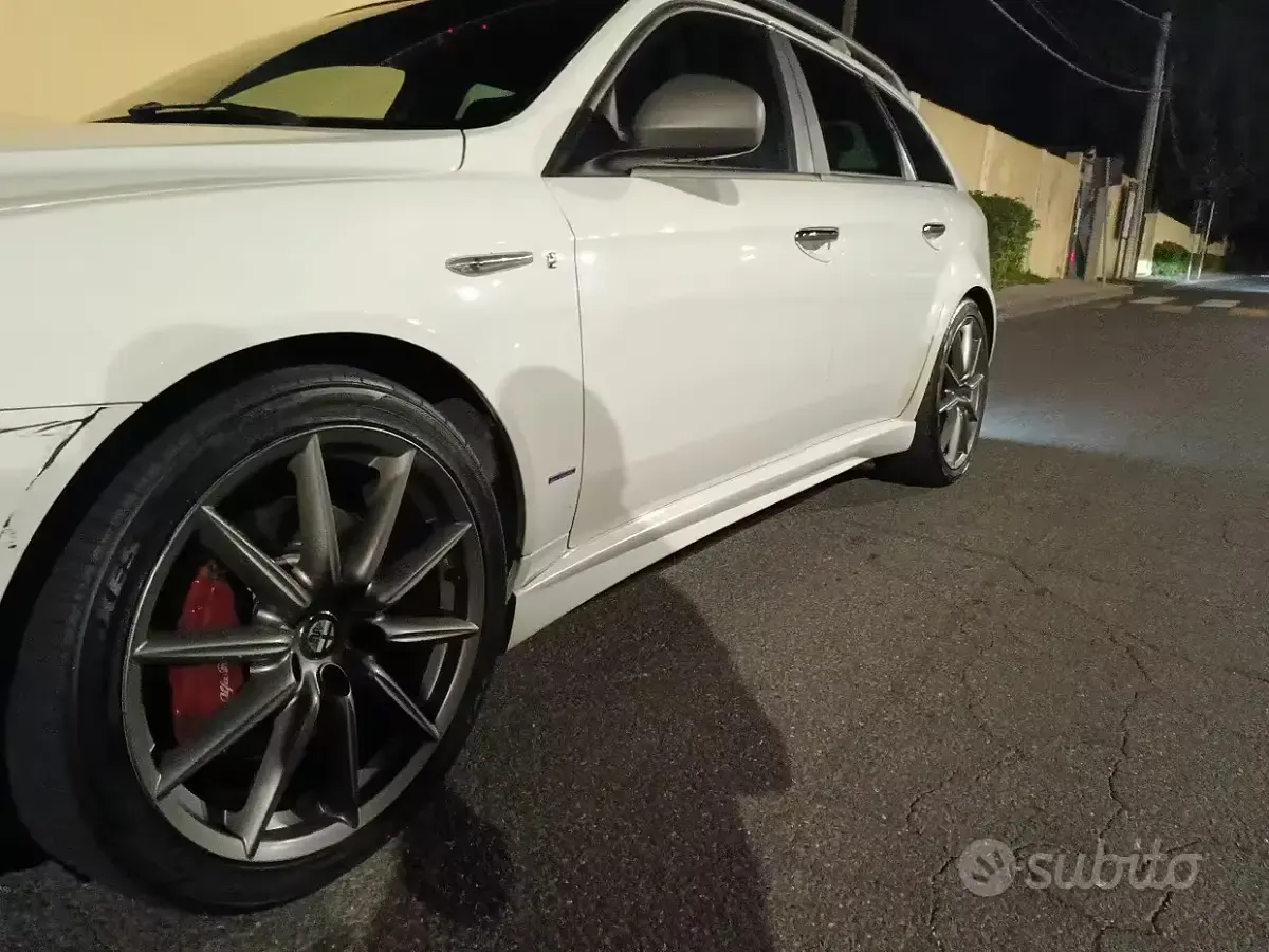 Usata Alfa Romeo 159 Ti 170 CV (125 kW) 2009 Bianco Station wagon