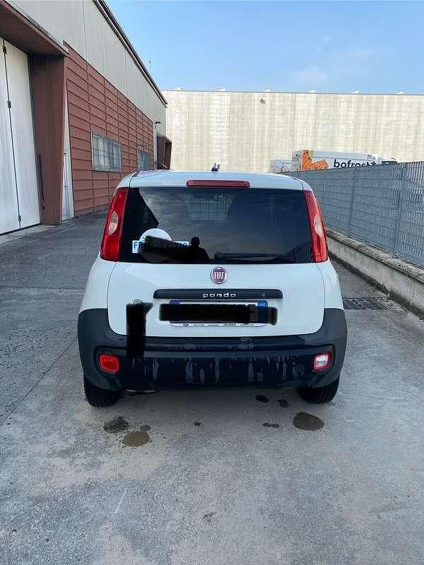 Usata Fiat Panda Easy 95 CV (69 kW) 2016 Utilitaria