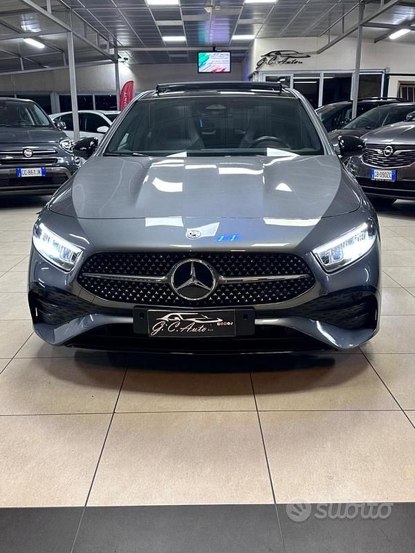 Usata Mercedes A180 AMG Line Premium Plus 115 CV (84 kW) 2024 Grigio Berlina