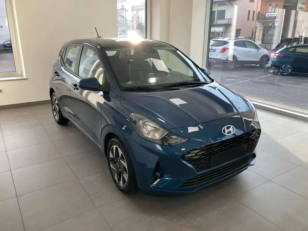 Nuova Hyundai i10 63 CV (46 kW) 2026 Blu/azzurro Utilitaria