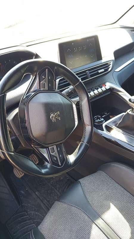 Usata Peugeot 3008 S 131 CV (96 kW) 2019 Marrone SUV