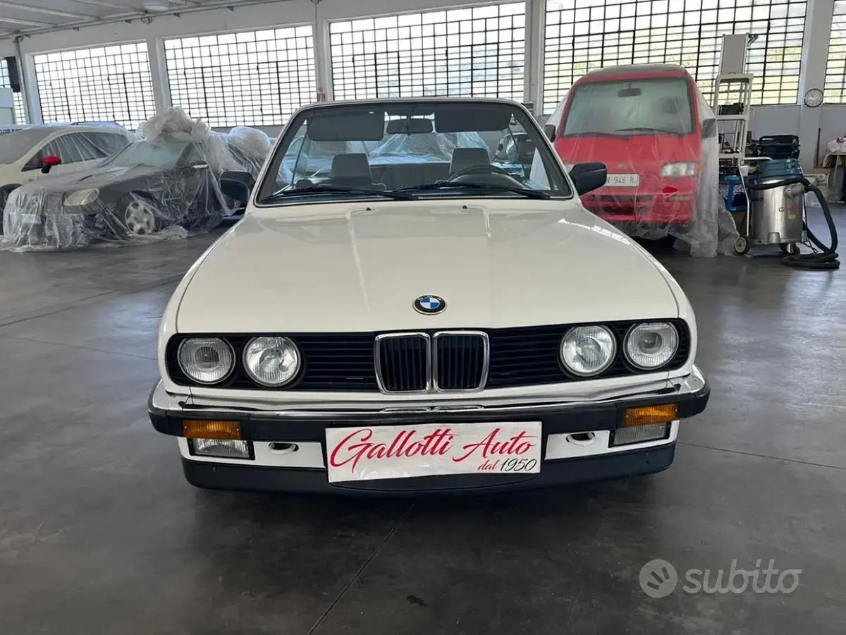 Usata BMW 320 Cabriolet 126 CV (92 kW) 1987 Bianco Cabrio