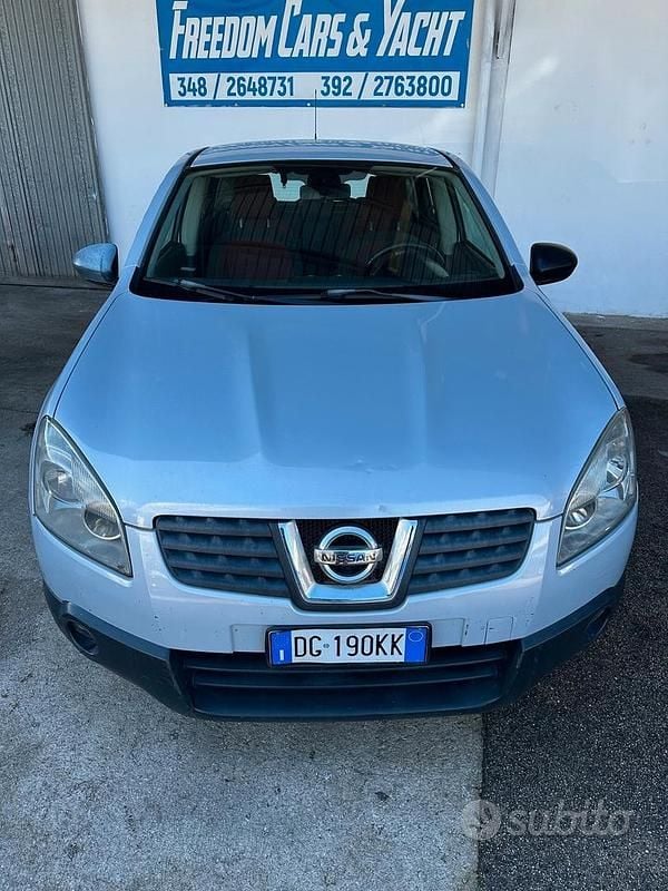 Usata Nissan Qashqai Acenta 106 CV (77 kW) 2007 Grigio SUV