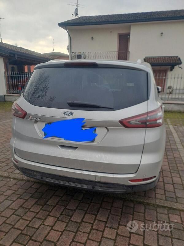Usata Ford S-MAX S 2016 Grigio Monovolume