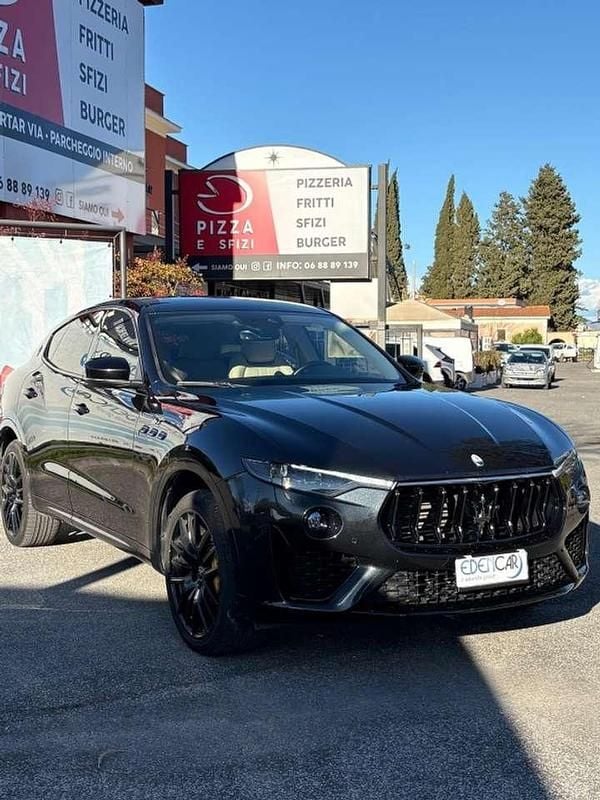 Usata Maserati Levante 330 CV (242 kW) 2022 Other SUV