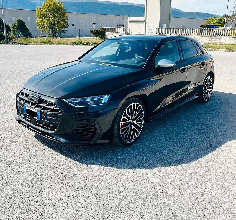 Usata Audi S3 Sport 333 CV (244 kW) 2025 Nero Berlina