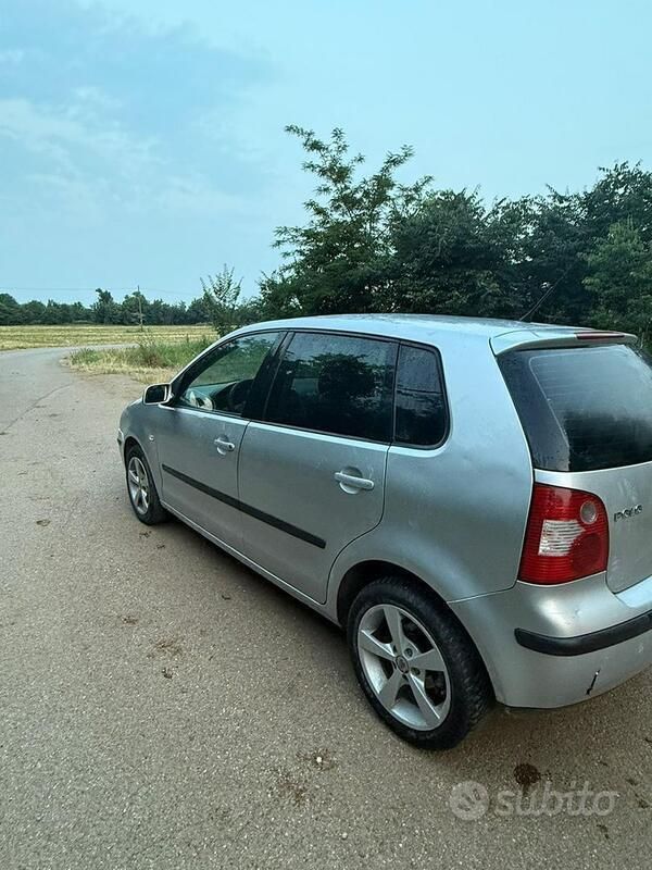Usata VW Polo 75 CV (55 kW) 2002 Grigio Berlina