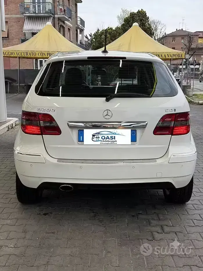 Usata Mercedes B200 140 CV (102 kW) 2008 Monovolume