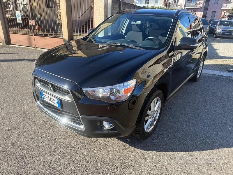 Usata Mitsubishi ASX Intense 117 CV (86 kW) 2013 Nero SUV