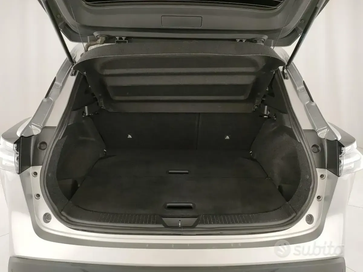 Usata Nissan Qashqai N-Connecta 158 CV (116 kW) 2025 New port grey SUV