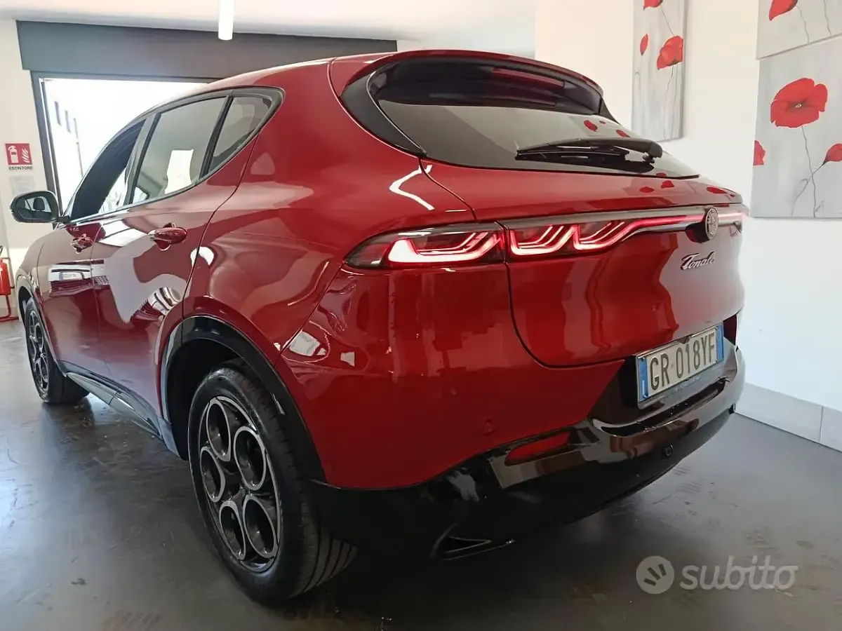 Usata Alfa Romeo Tonale Sprint 131 CV (96 kW) 2024 Rosso SUV