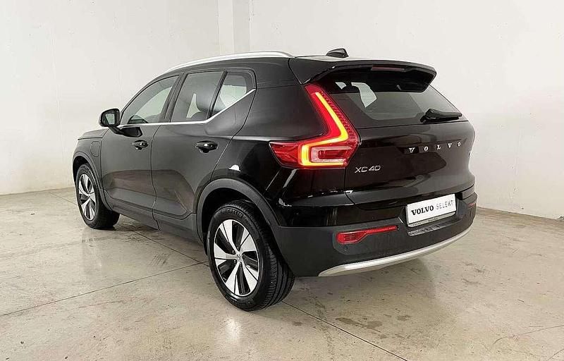 Usata Volvo XC40 Core 211 CV (155 kW) 2023 Nero SUV
