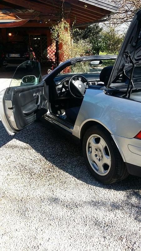 Usata Mercedes SLK200 1997 Grigio Cabrio
