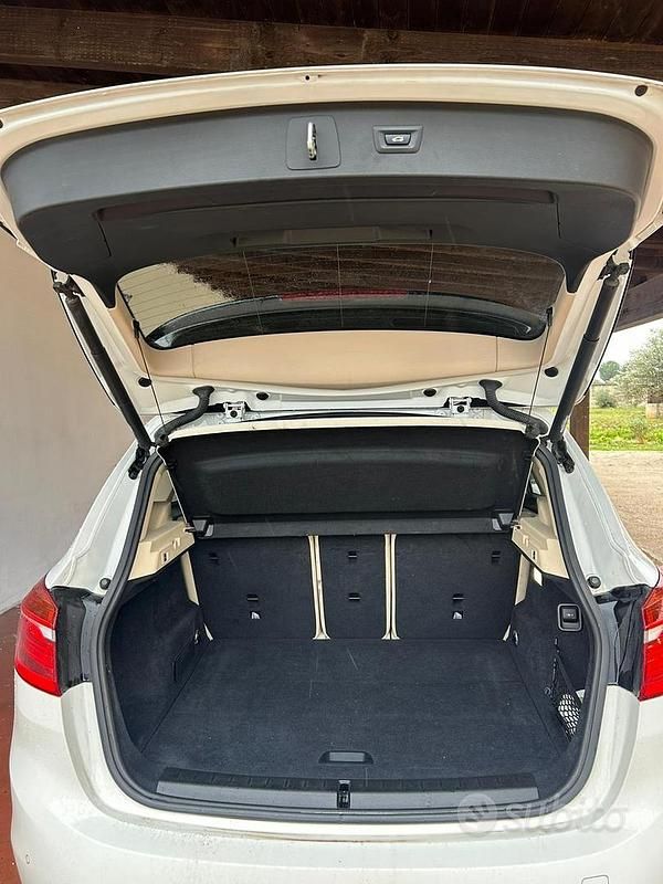 Usata BMW 216 116 CV (85 kW) 2017 Bianco Monovolume