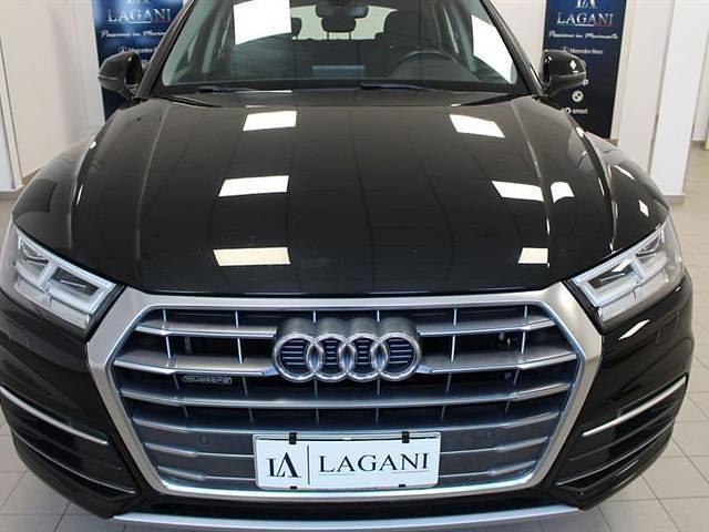 Usata Audi Q5 Business 204 CV (150 kW) 2020 Nero SUV