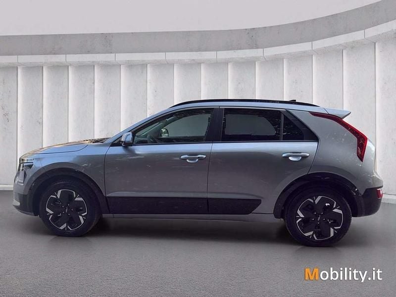 Usata Kia e-Niro 50 kW (68 CV) 2023 Steel grey SUV