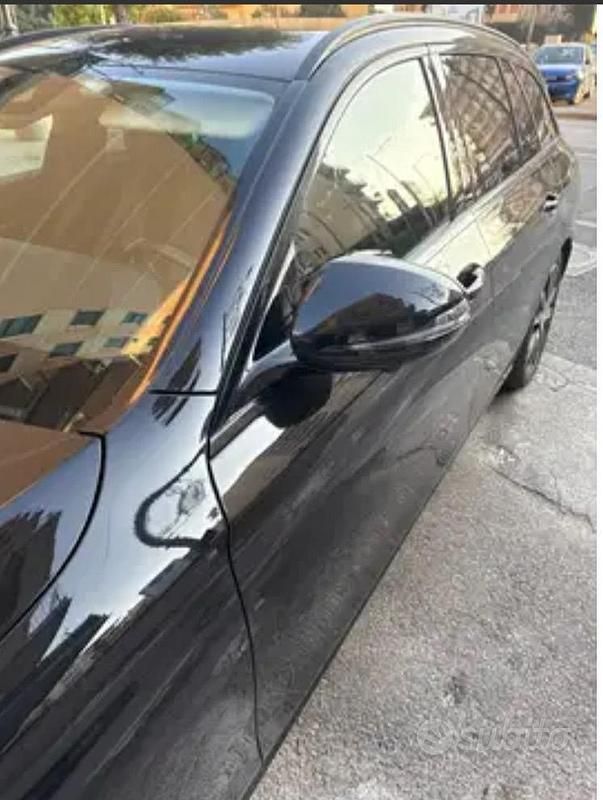 Usata Mercedes E220 Premium Plus 2021 Station wagon