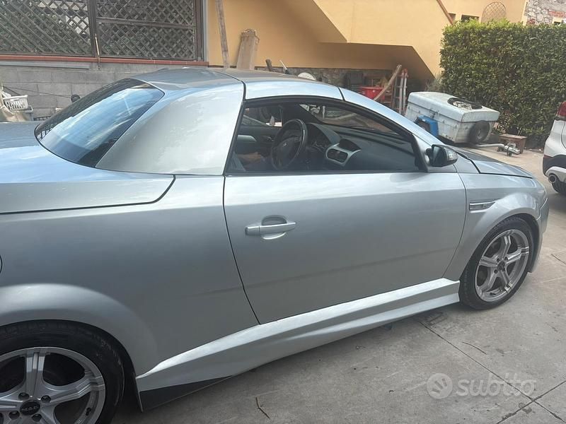 Usata Opel Tigra 2005 Utilitaria