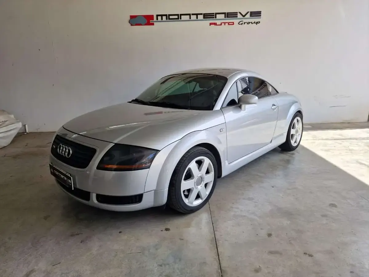 Usata Audi TT 280 CV (205 kW) 2002 Argento metallizzato Coupé