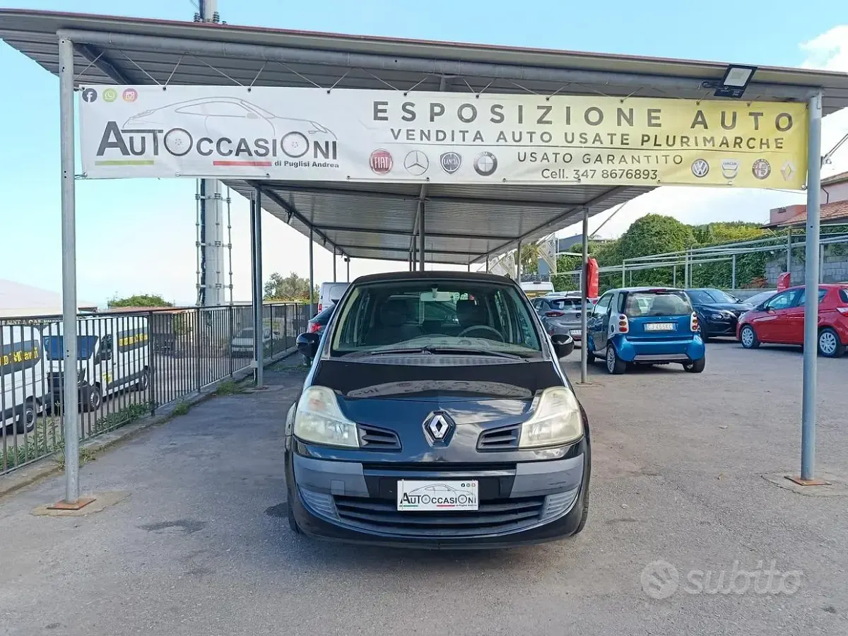 Usata Renault Modus Dynamique 75 CV (55 kW) 2009 Nero Monovolume