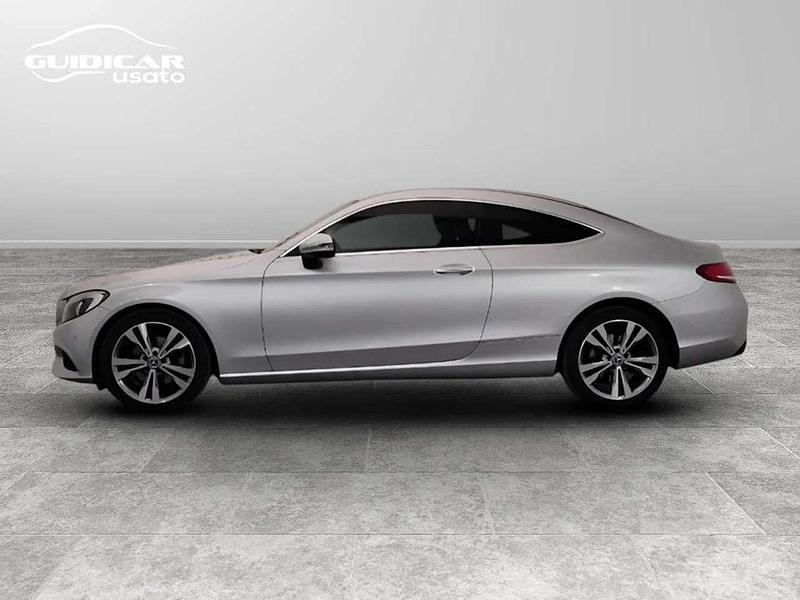 Usata Mercedes C220 Premium 170 CV (125 kW) 2017 Argento Coupé