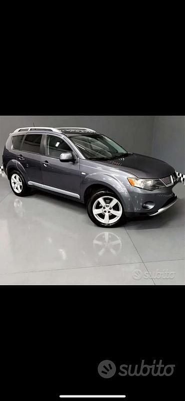 Usata Mitsubishi Outlander Instyle 156 CV (114 kW) 2008 SUV