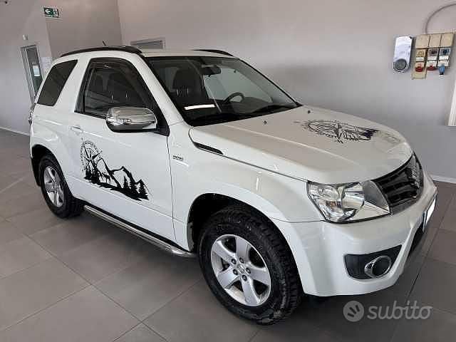 Usata Suzuki Grand Vitara 129 CV (94 kW) 2013 Bianco SUV